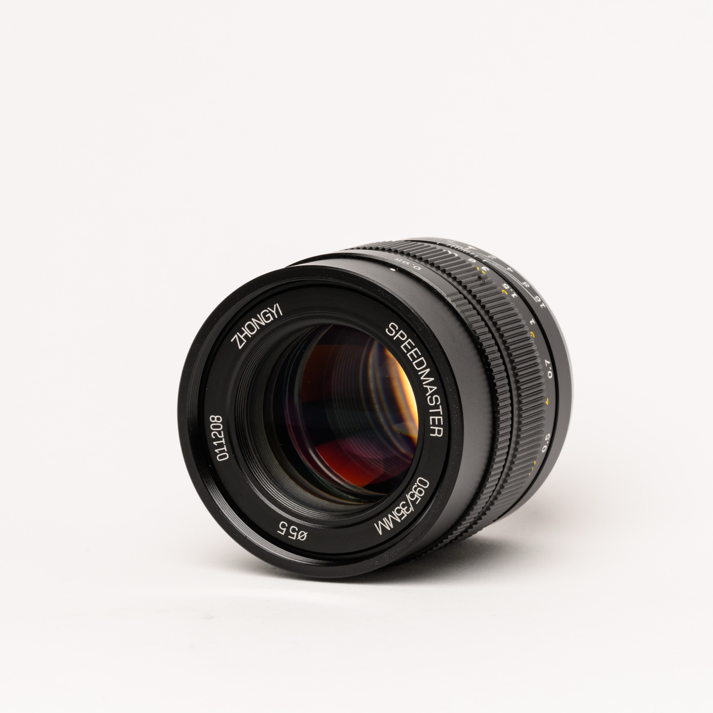 Zhongyi Mitakon 35mm f0.95 Speedmaster Mk II — photo 2